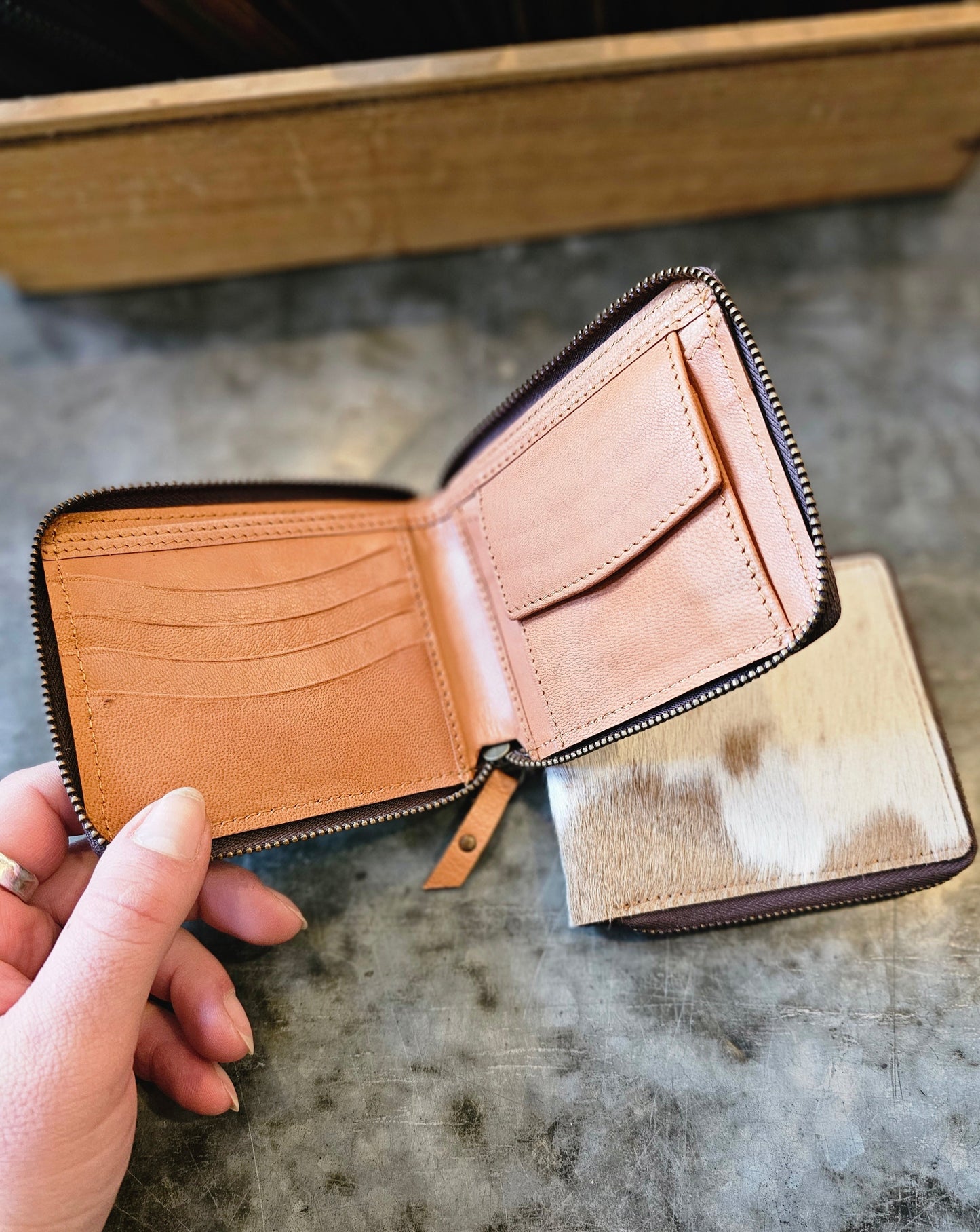 Cowhide Wallet / Tan
