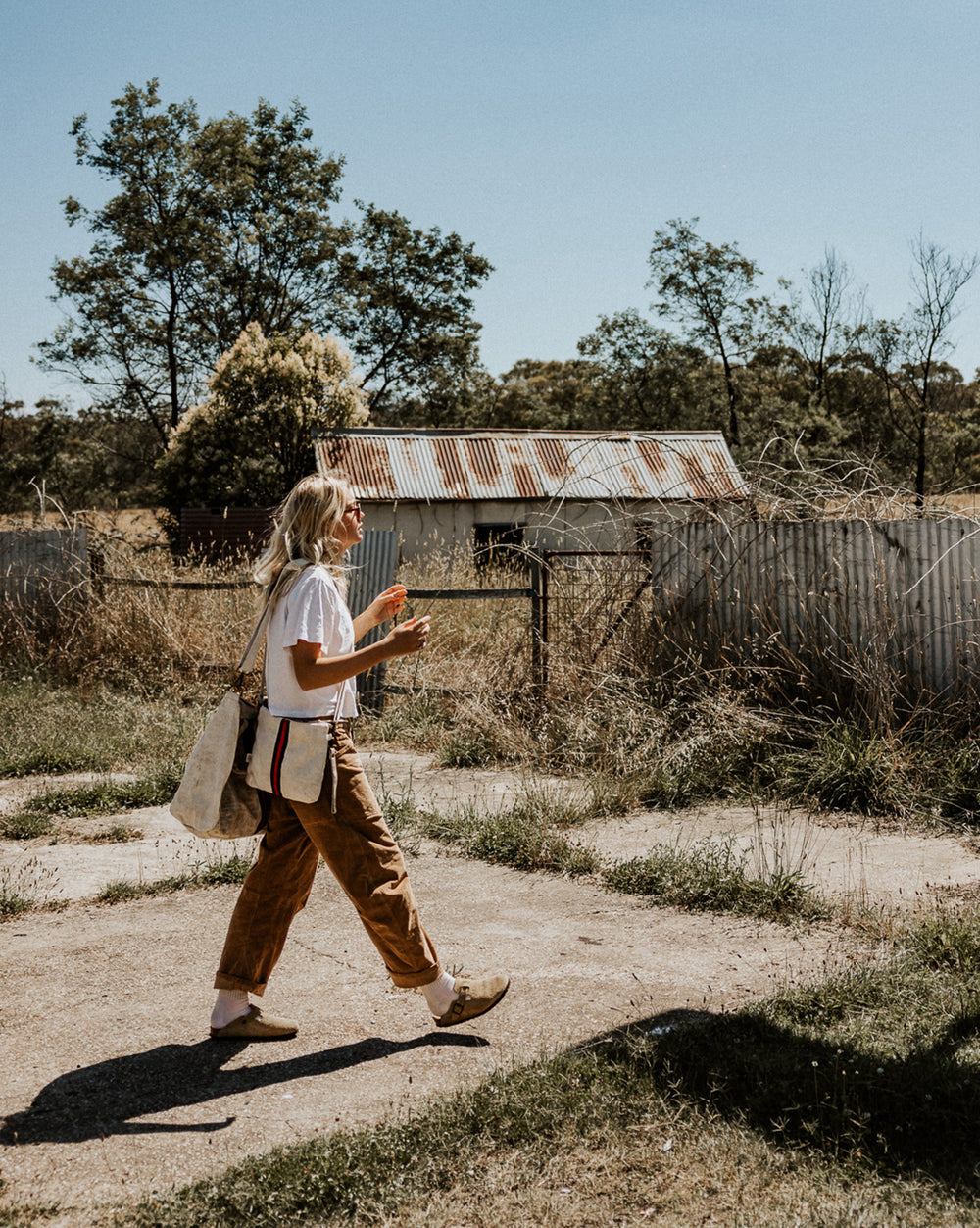 Escapee Clutch Bag / Natural Stripe/ Pony Rider