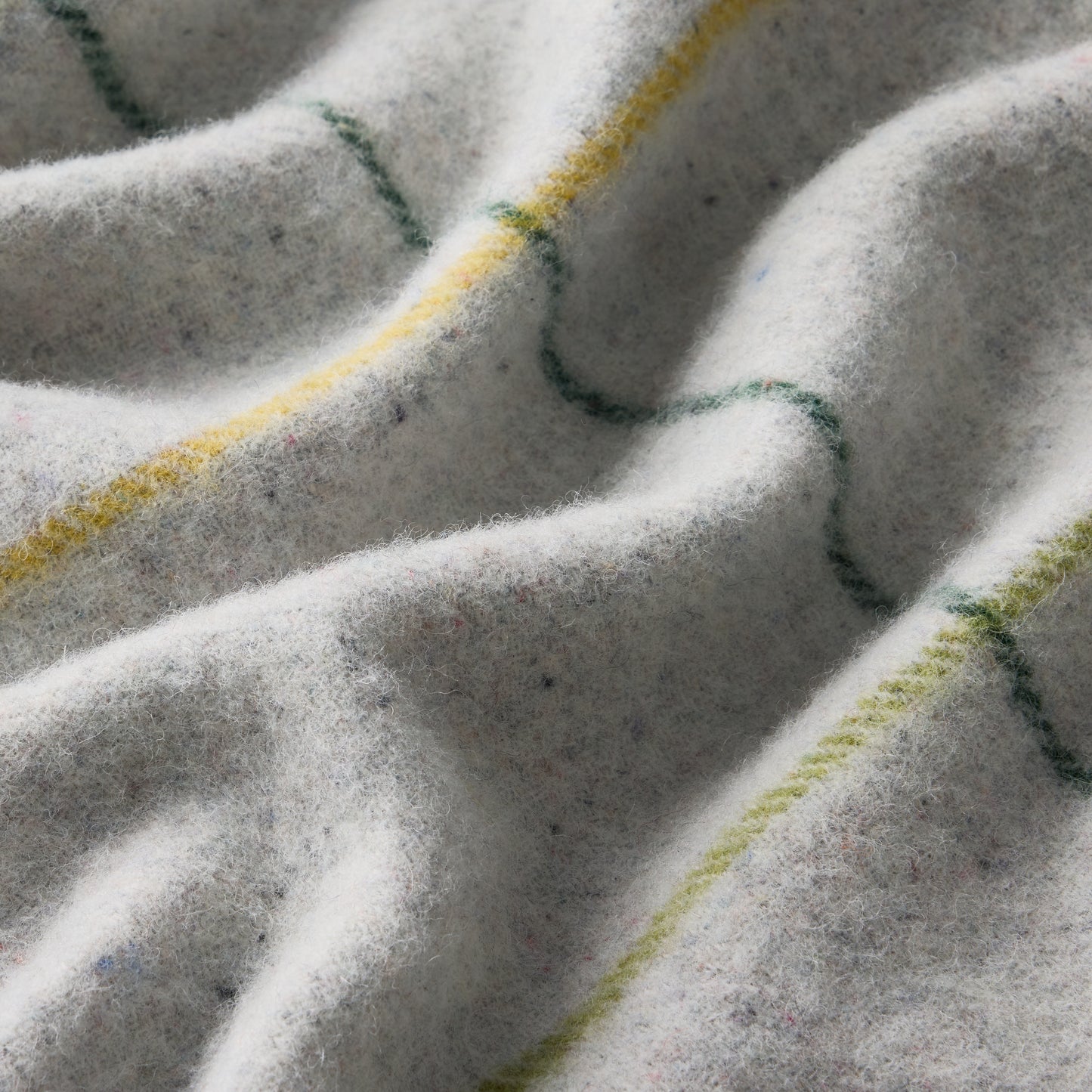 Waverley Mills Trace Throw
