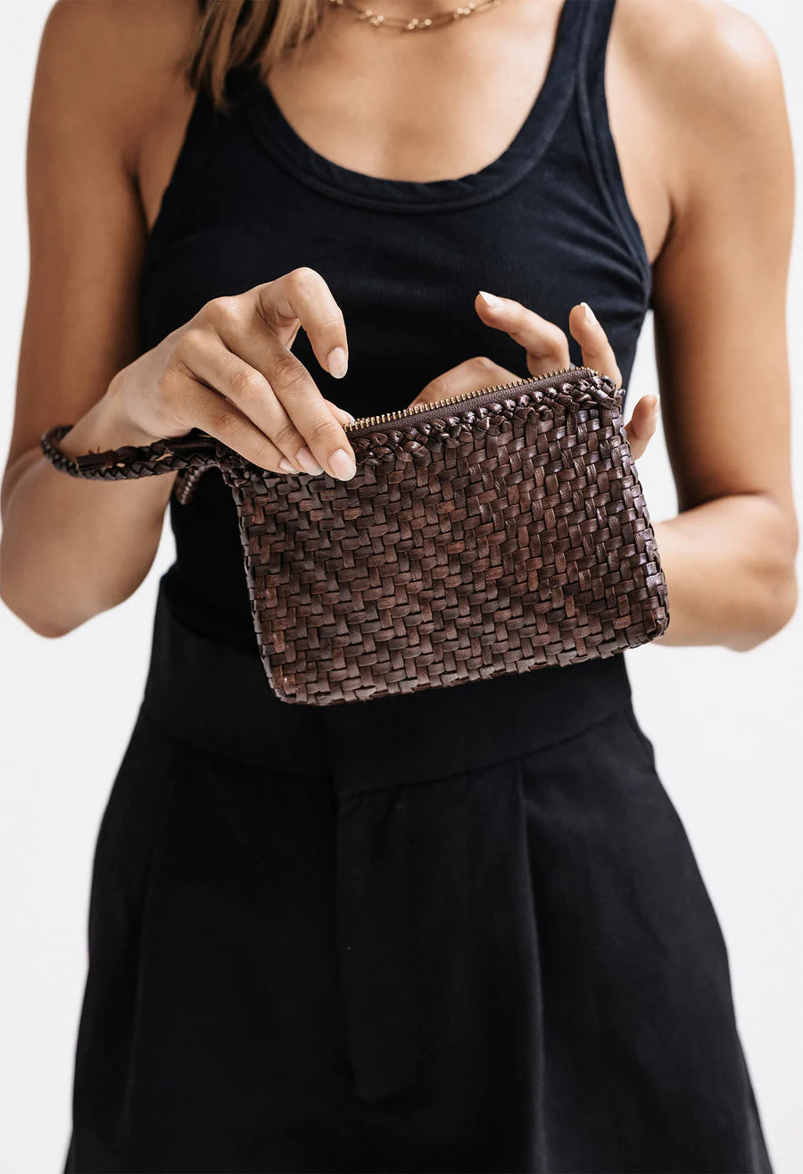 Shore Woven Pouch / Amber