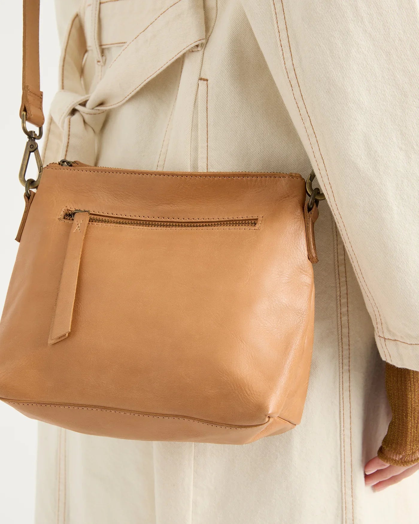Large Essential Pouch / Cognac