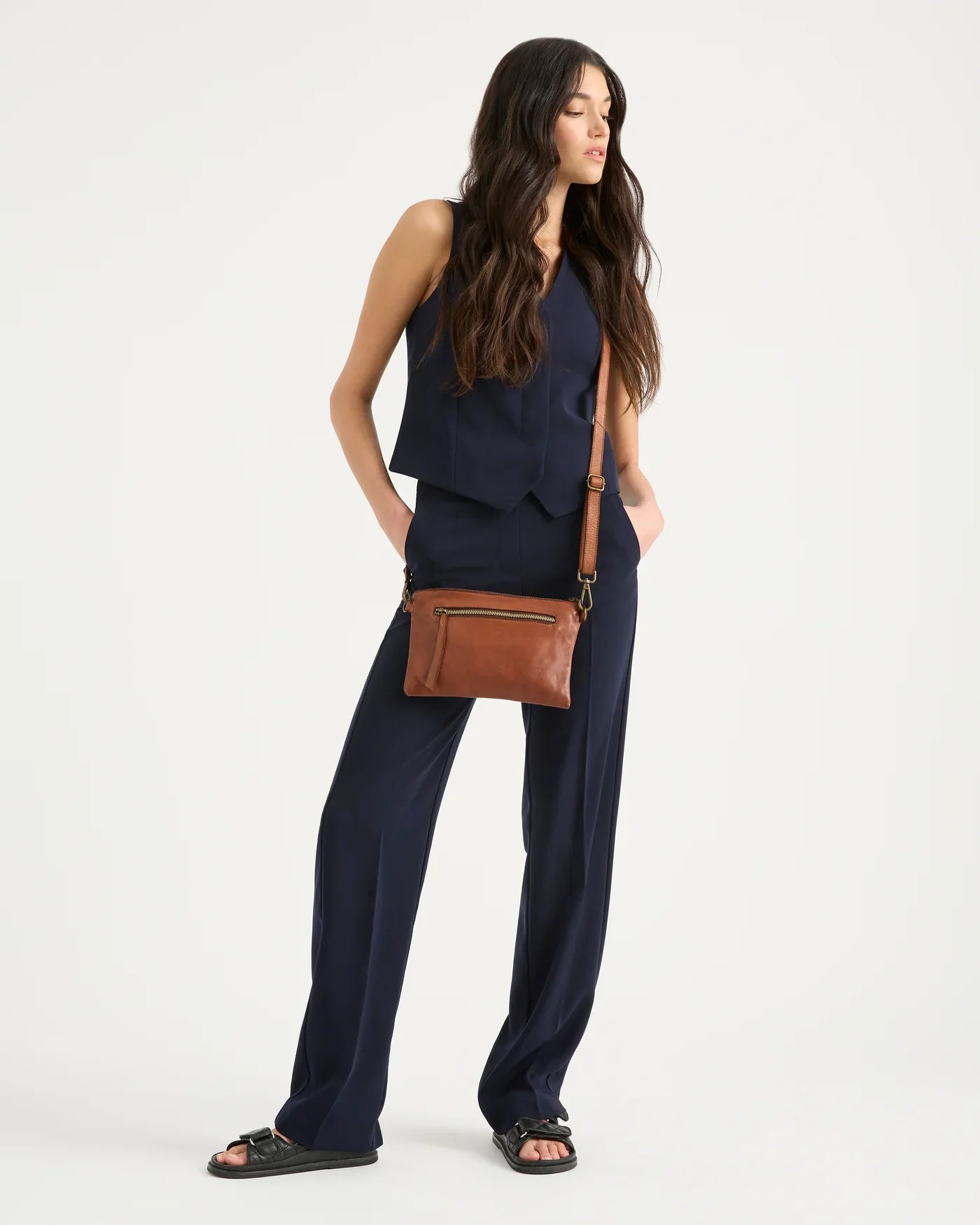 Monterey Crossbody Bag / Tan