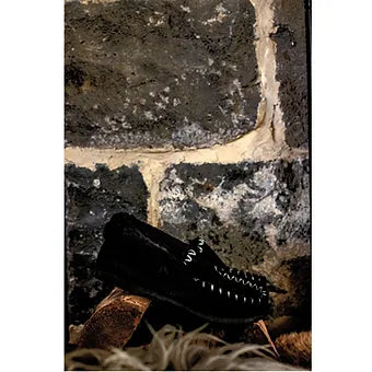 Traditional Moccasin / Black