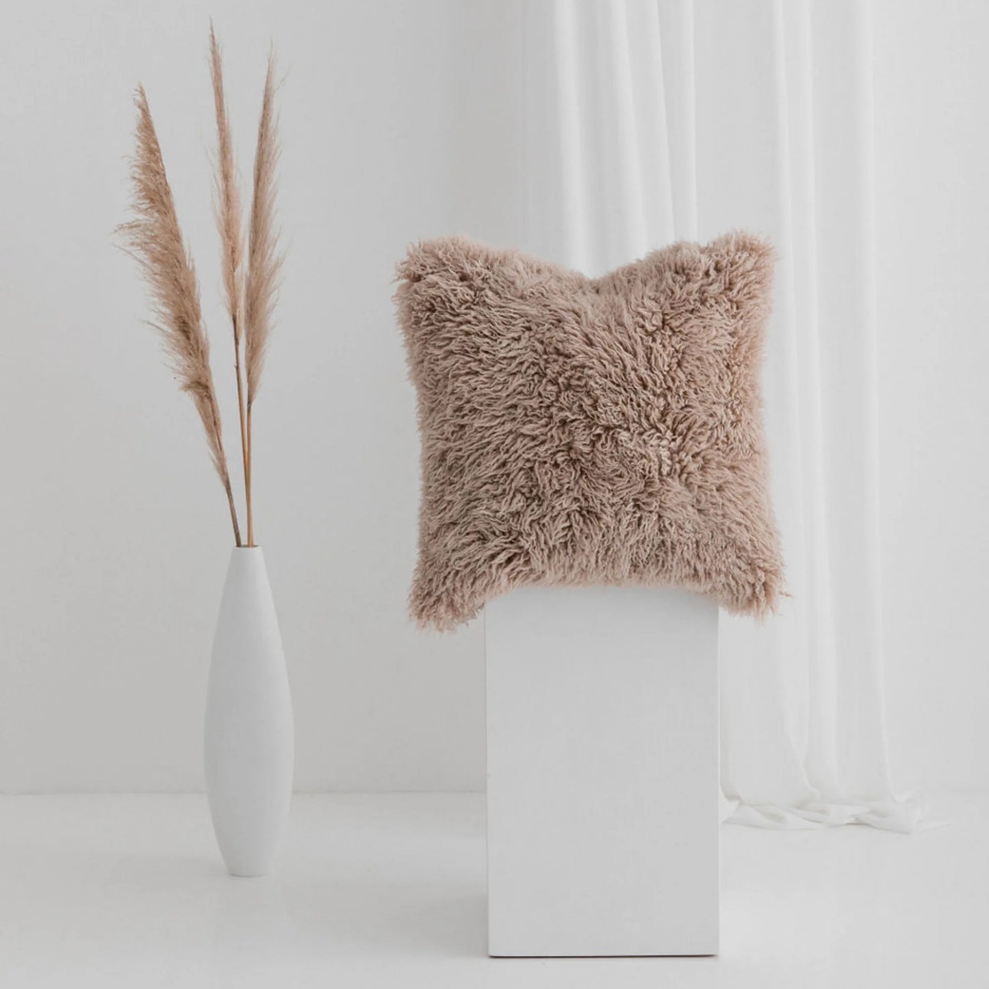 Curly Long Wool Cushion / Nappa