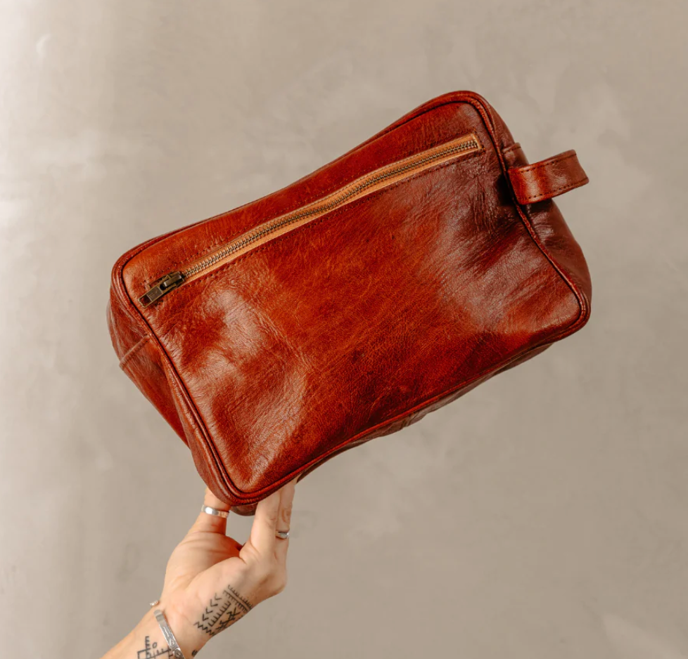 Nate Toiletry Bag / Dark Brown