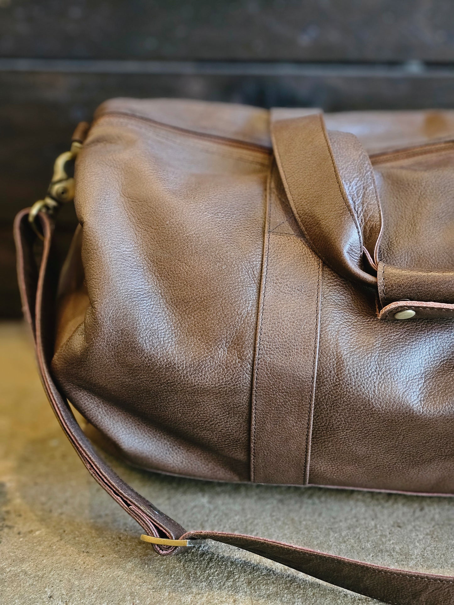 Australia Overnight Leather Travel Bag / Chocolate