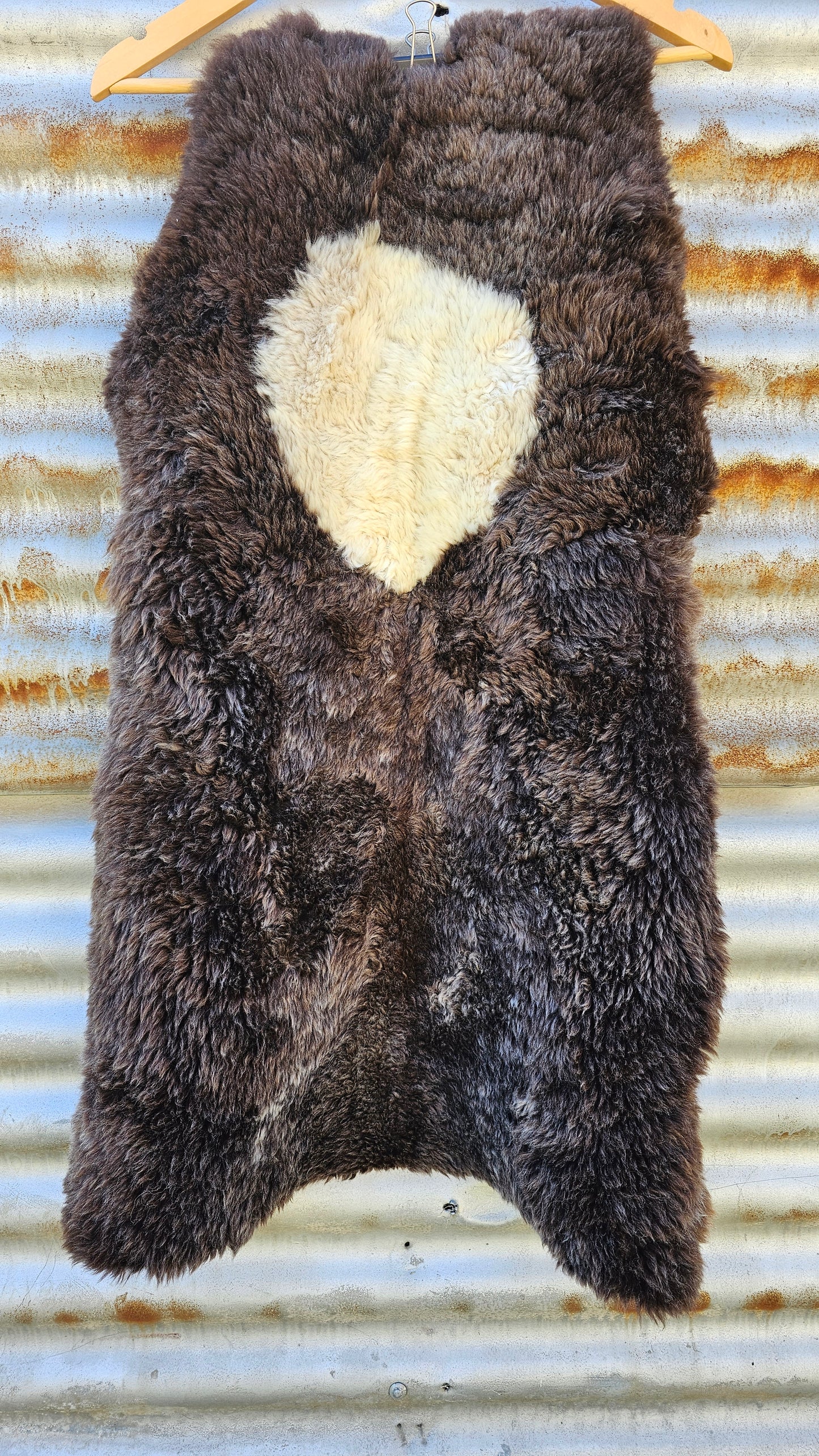 New Zealand Natural Long Wool Sheepskin Rug / Regular