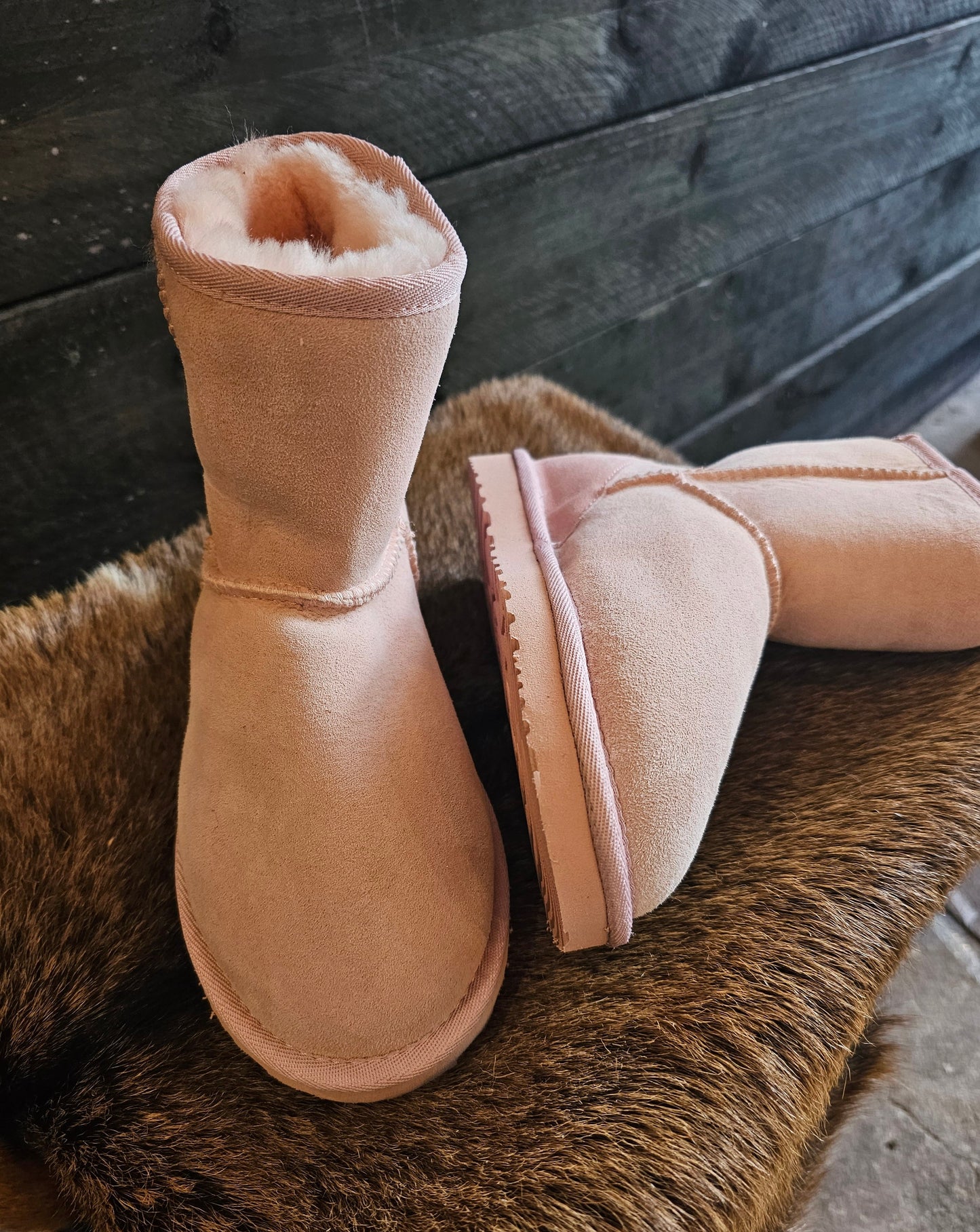 Classic Ankle Ugg Boot / Pink