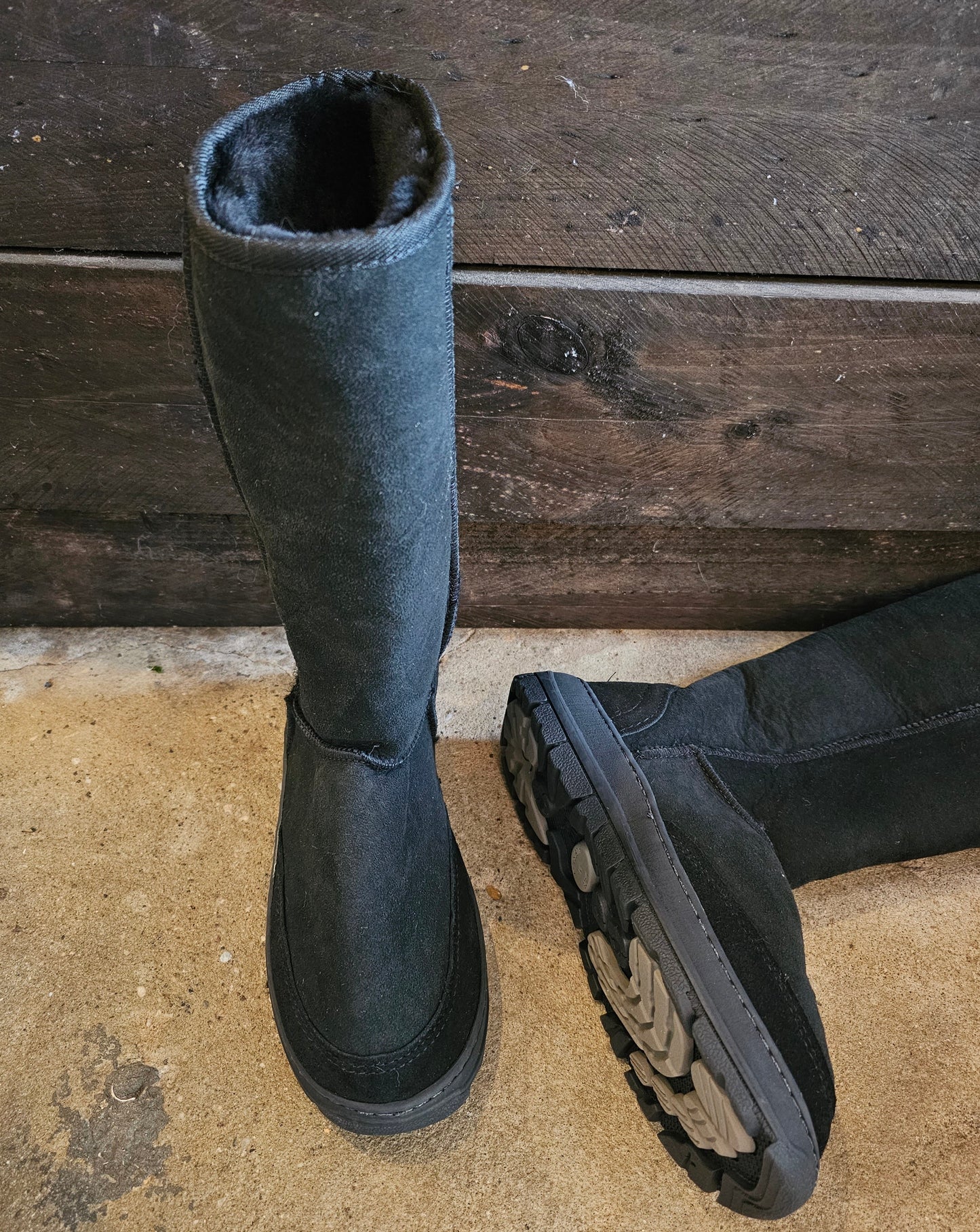 Terrain Tall Ugg Boot / Black