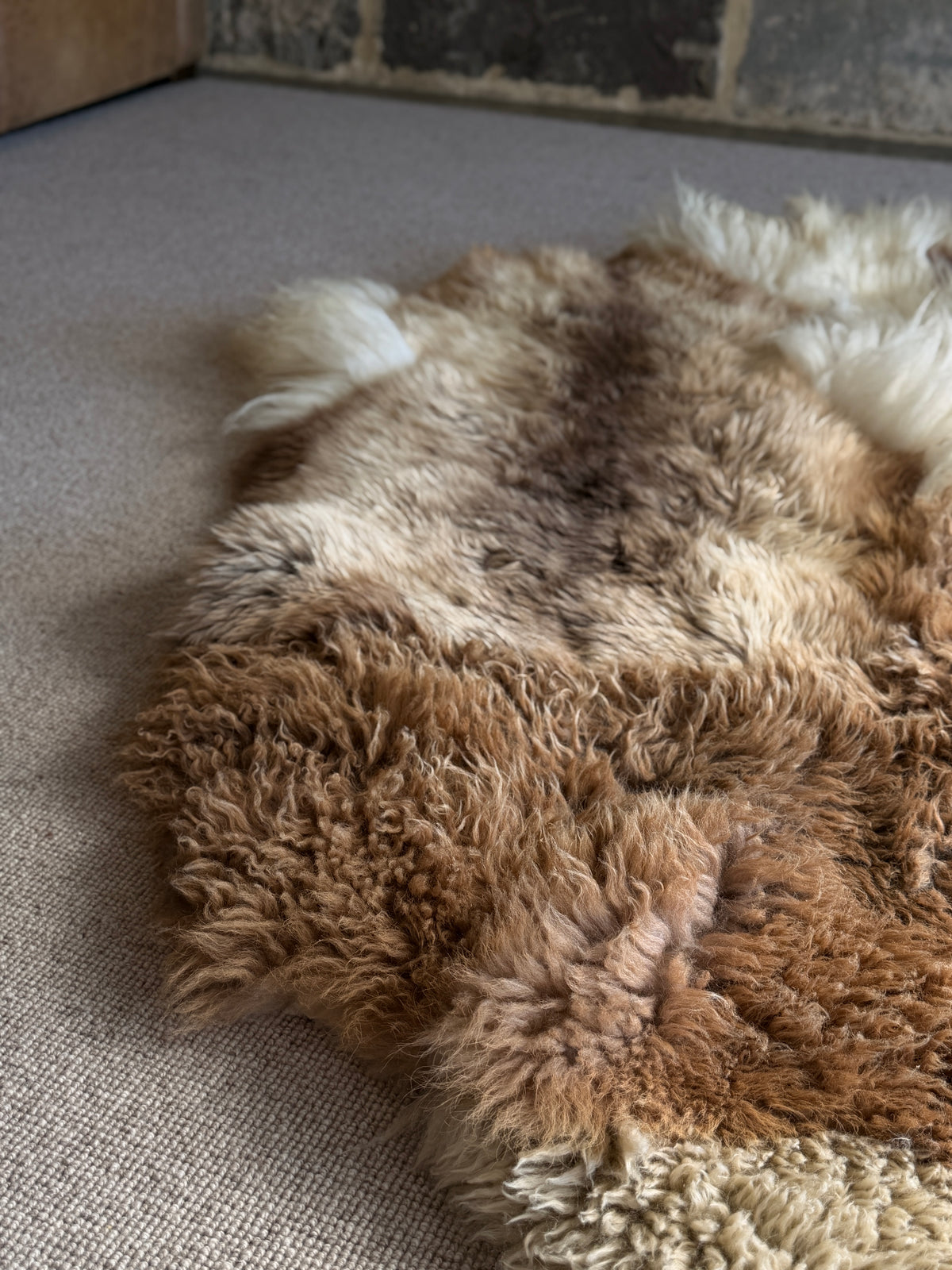 Out West 'Whistler' Sheepskin Rug