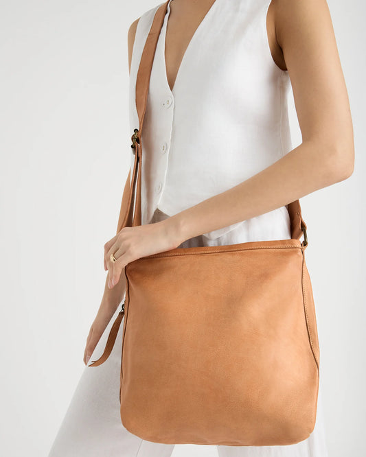 Classic Slouchy Crossbody Bag / Tan