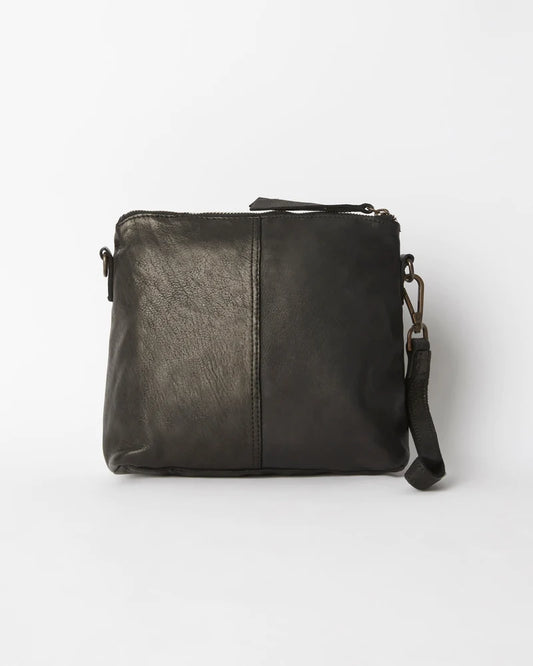 Large Essential Pouch / Black