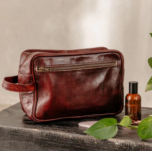 Nate Toiletry Bag / Dark Brown