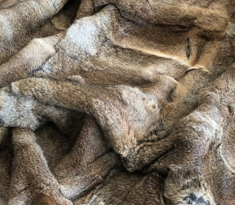 Rabbit Fur Throw / Brown