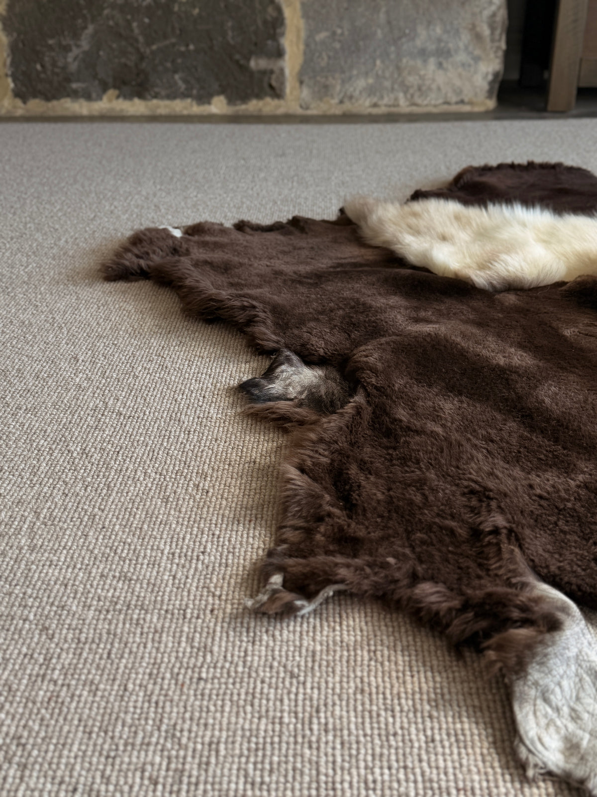 Out West 'Zion' Sheepskin Rug